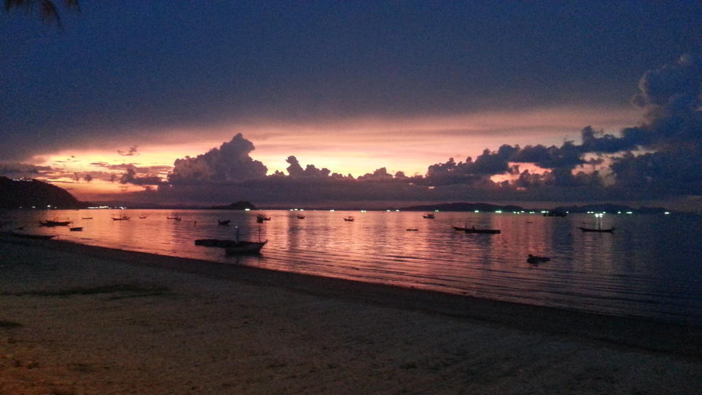 Star Light Beach Resort And Restaurant Chumphon Exterior foto